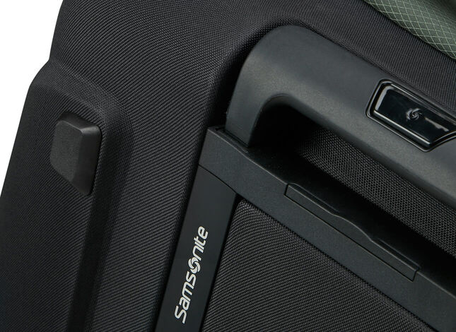 Hård skal på bagsiden