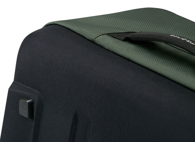 Hård skal på bagsiden