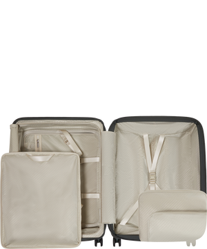 Paralux Ekspanderbar kuffert med 4 hjul 67cm 67 x 47 x 30/33 cm | 3.5 kg