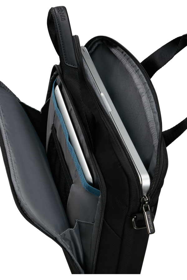 Samsonite Evosight Slim Bailhandle 15.6'  Sort