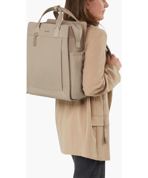 Essentis Rygs&aelig;k 14.1" 39 x 30 x 15 cm | 1 kg